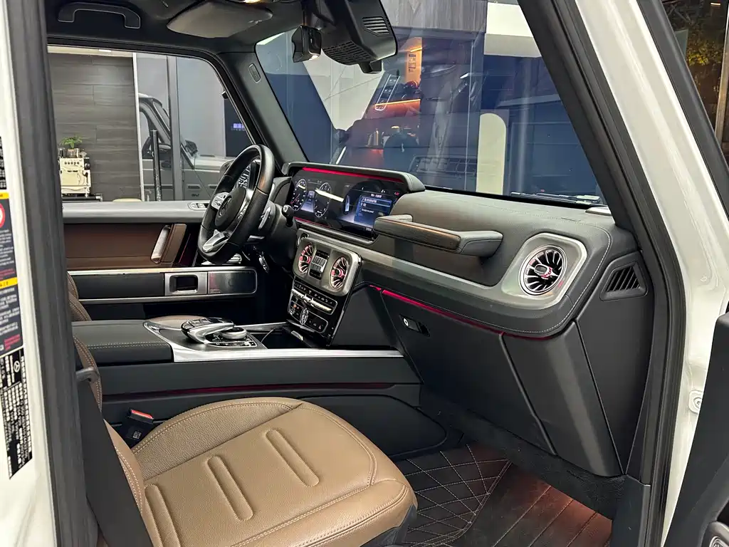 Mercedes-Benz Mercedes-Benz G-Class 2023 G 350 2023 - thumbnail 13