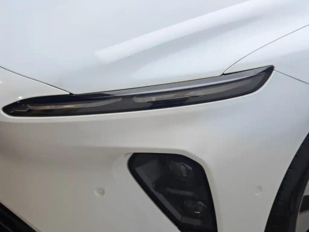 NIO NIO ET7 2022 75kWh 2023 - thumbnail 8