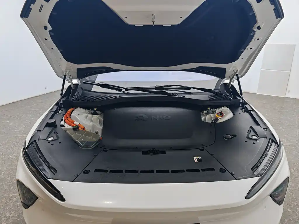 NIO NIO ET7 2022 75kWh 2023 - thumbnail 13