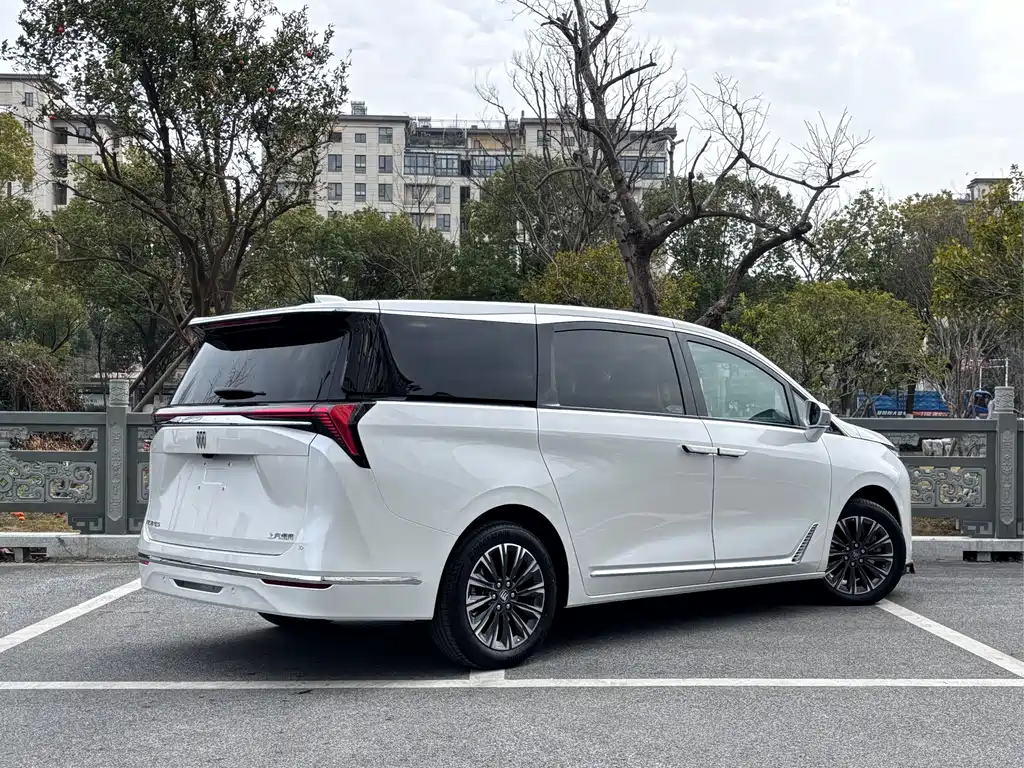 Buick Buick GL8 2025 Landtrek Intelligent Enjoyment Edition 2025 - thumbnail 4