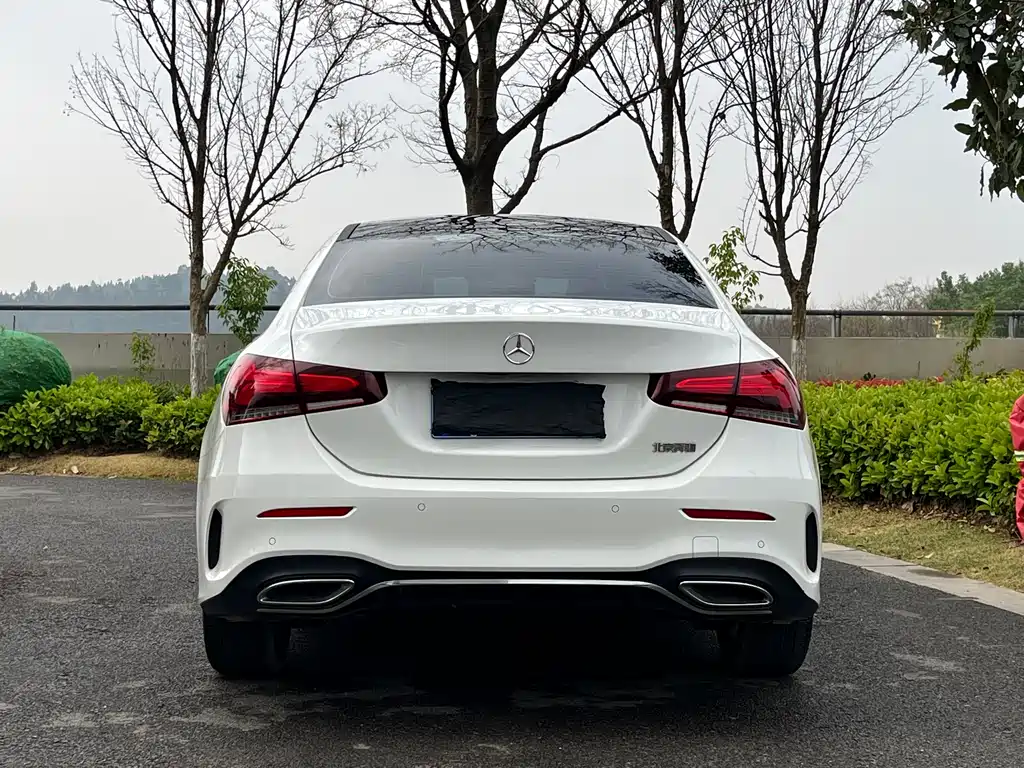 Mercedes-Benz Mercedes-Benz A-Class 2021 A 200 L Sport Sedan Fashion Edition 2021 - thumbnail 8