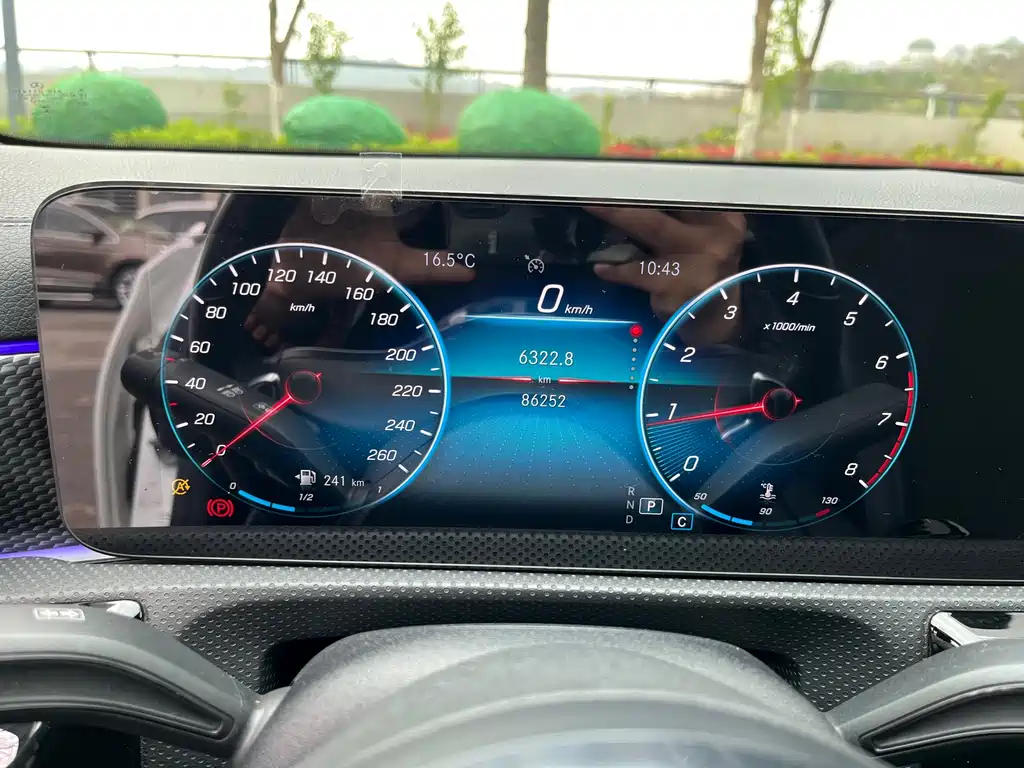 Mercedes-Benz Mercedes-Benz A-Class 2021 A 200 L Sport Sedan Fashion Edition 2021 - thumbnail 13