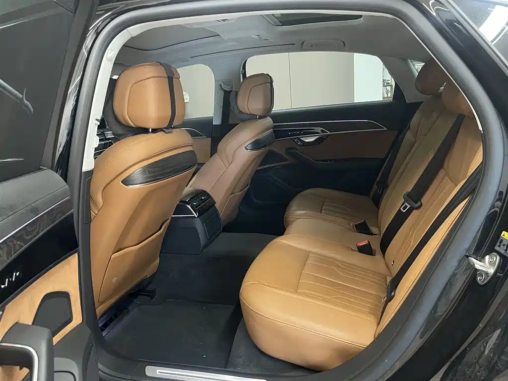 Audi Audi A8 2023 A8L 45 TFSI quattro Luxury Edition 2023 - thumbnail 18