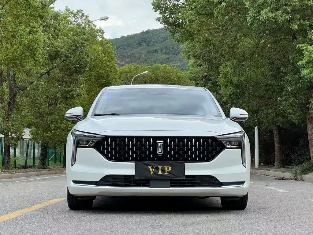 Bestune Bestune B70 2022 Model Year Third Generation 1.5T Automatic Premium Edition 2023 - thumbnail 2
