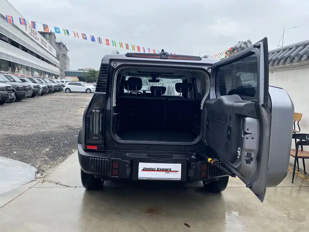 Jetour Jetour Traveler 2023 1.5T 2WD Discovery PRO 2023 - thumbnail 3