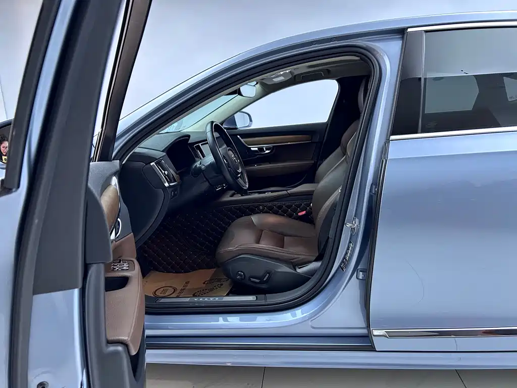 Volvo Volvo S90 2019 T5 Momentum 2019 - thumbnail 8