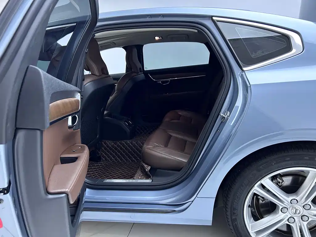 Volvo Volvo S90 2019 T5 Momentum 2019 - thumbnail 9