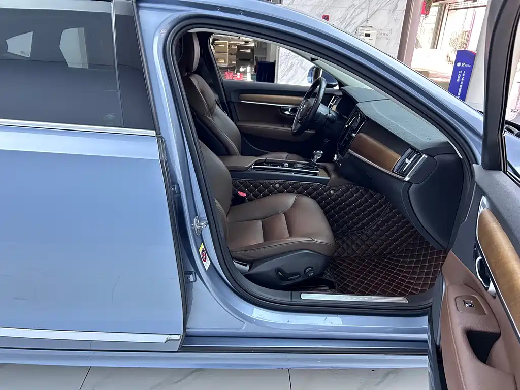 Volvo Volvo S90 2019 T5 Momentum 2019 - thumbnail 10