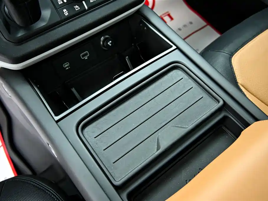 Land Rover Land Rover Defender 2024 110 3.0T P400 X-DYNAMIC HSE 2024 - thumbnail 19