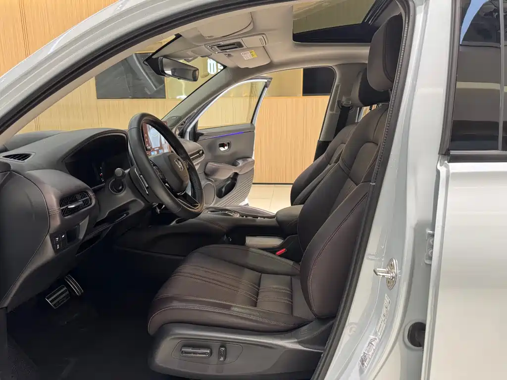 Honda Honda ZR-V 2023 2.0L e:HEV Sharp Exclusive Edition 2023 - thumbnail 11
