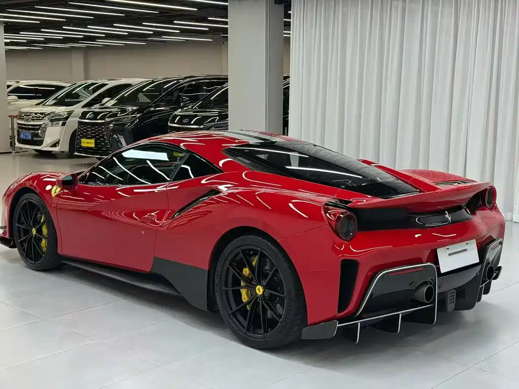 Ferrari Ferrari 488 2018 488 Pista 2019 - thumbnail 6