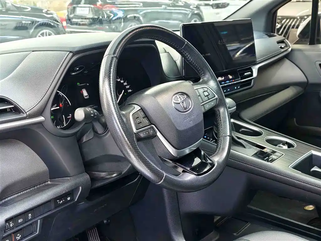 Toyota Toyota Sienna 2021 2.5L Hybrid Premium Edition 2022 - thumbnail 10