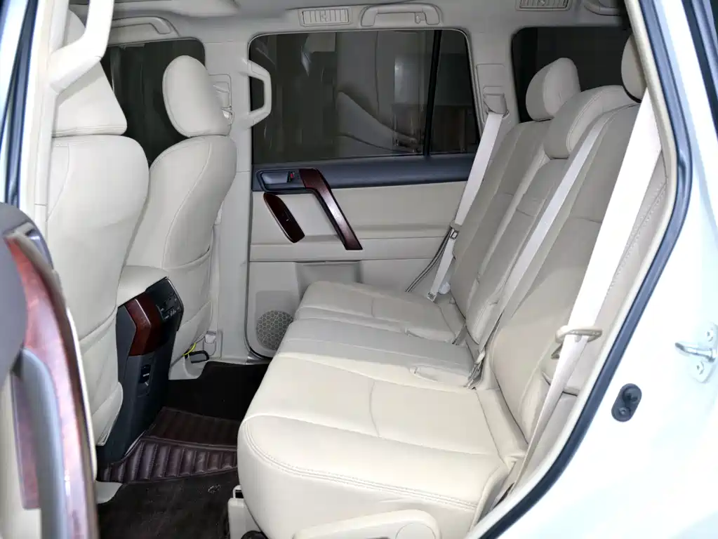 Toyota Toyota Land Cruiser Prado (Imported) 2018 Model 4.0L Middle East Version 2020 - thumbnail 10