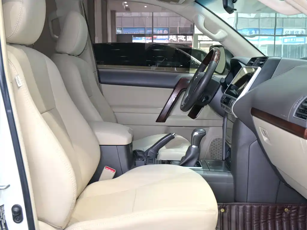 Toyota Toyota Land Cruiser Prado (Imported) 2018 Model 4.0L Middle East Version 2020 - thumbnail 11