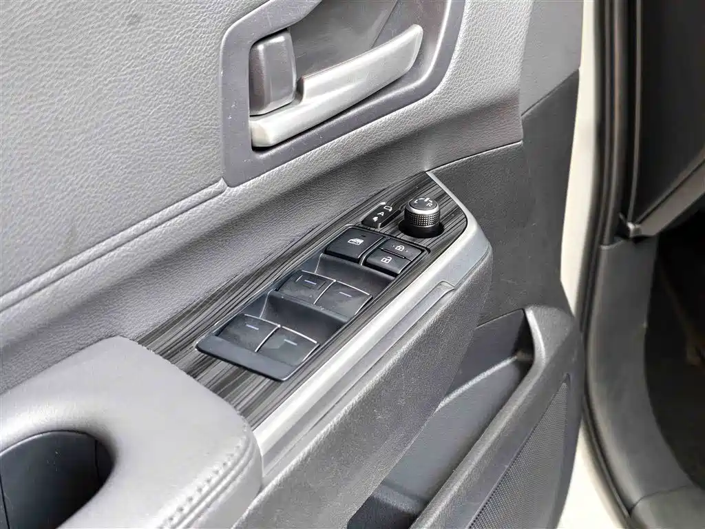 Toyota Toyota Sienna 2021 2.5L Hybrid Premium Edition 2022 - thumbnail 14