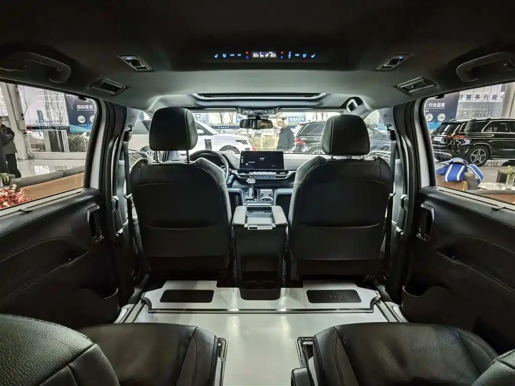 Toyota Toyota Sienna 2021 2.5L Hybrid Premium Edition 2022 - thumbnail 15