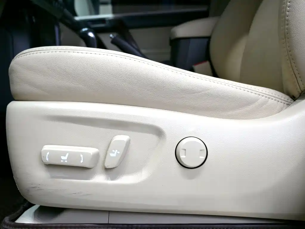 Toyota Toyota Land Cruiser Prado (Imported) 2018 Model 4.0L Middle East Version 2020 - thumbnail 22