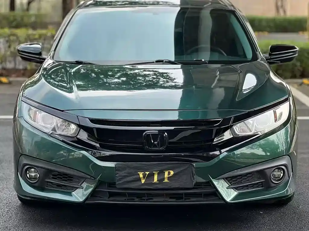 Honda Honda Civic 2016 220TURBO Manual Luxury Edition 2016 - thumbnail 3