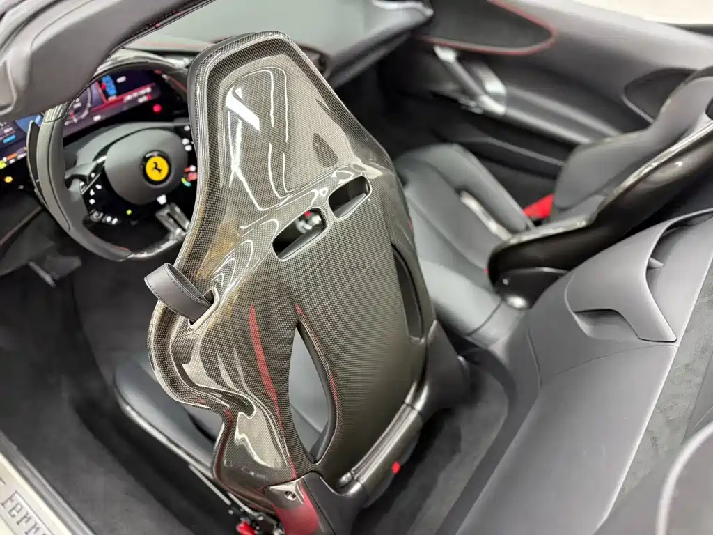 Ferrari SF90 2021 3.9T V8 Spider 2025 - thumbnail 6
