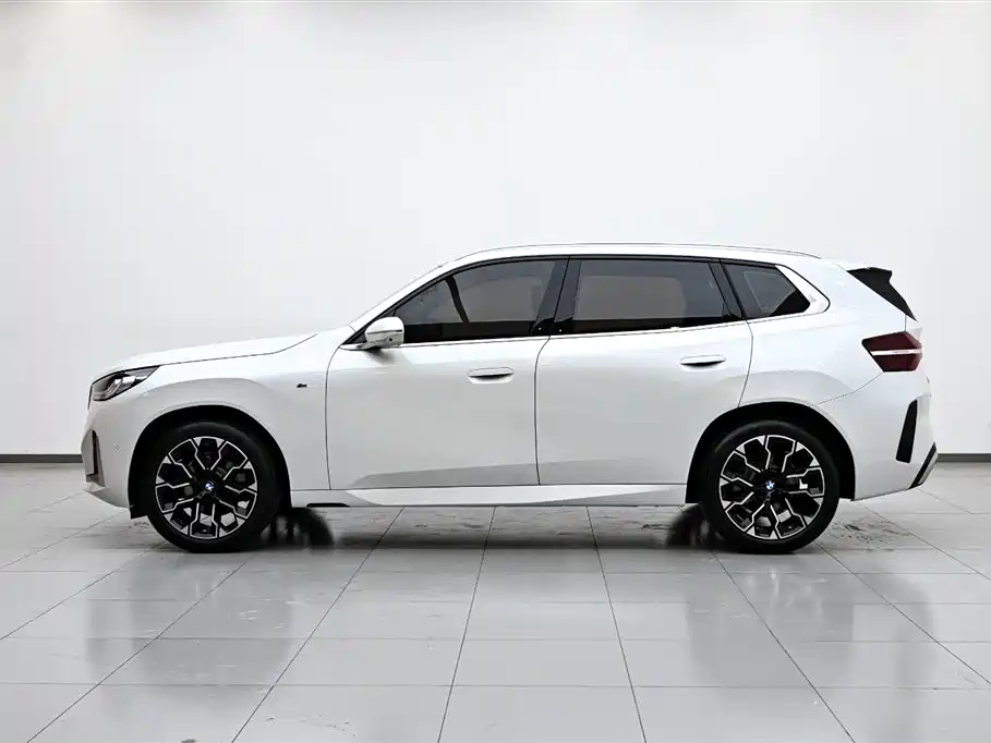 BMW BMW X3 2025 xDrive30L Leading M Sport Package 2025 - thumbnail 5