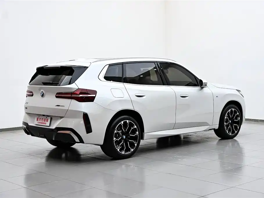 BMW BMW X3 2025 xDrive30L Leading M Sport Package 2025 - thumbnail 7