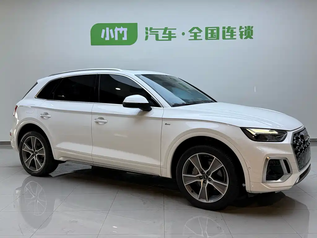 Audi Audi Q5L 2021 45 TFSI Luxury Dynamic Model 2021 - thumbnail 3