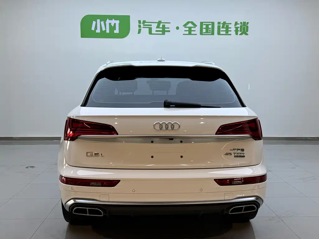 Audi Audi Q5L 2021 45 TFSI Luxury Dynamic Model 2021 - thumbnail 4