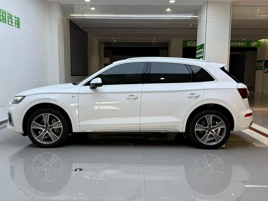 Audi Audi Q5L 2021 45 TFSI Luxury Dynamic Model 2021 - thumbnail 7