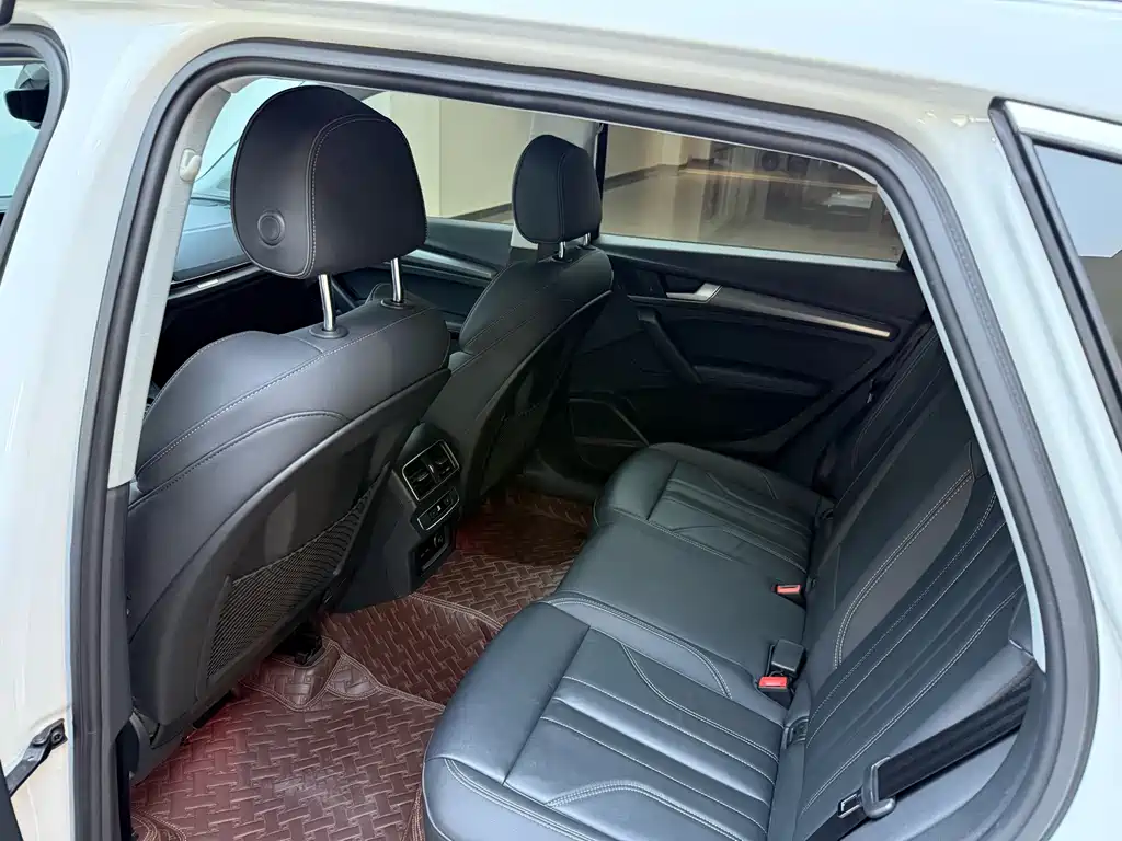 Audi Audi Q5L 2021 45 TFSI Luxury Dynamic Model 2021 - thumbnail 9