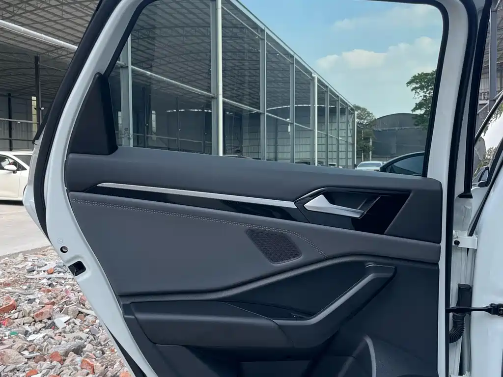 Volkswagen Volkswagen Sagitar 2021 280TSI DSG Excellence Edition 2021 - thumbnail 18