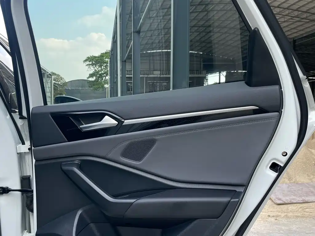 Volkswagen Volkswagen Sagitar 2021 280TSI DSG Excellence Edition 2021 - thumbnail 25