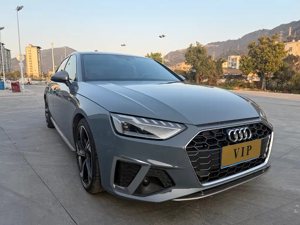 Audi Audi A4L 2022 40 TFSI quattro RS Package Fuel Speed Edition 2022 - thumbnail 3