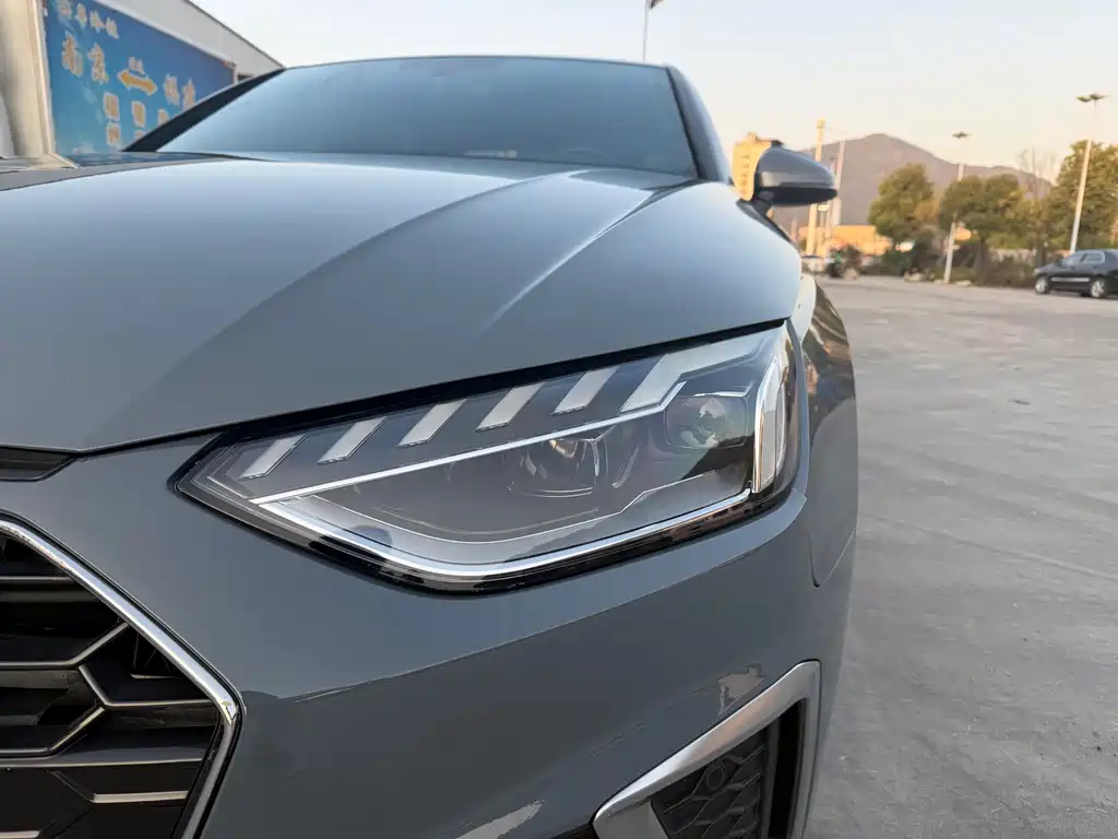 Audi Audi A4L 2022 40 TFSI quattro RS Package Fuel Speed Edition 2022 - thumbnail 5