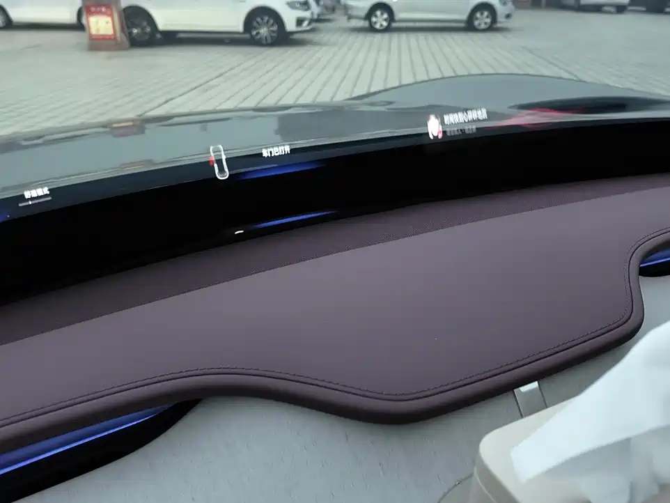 Xiaomi Automobile Xiaomi YU7 2025 Long Range Rear-Wheel Drive Version 2025 - thumbnail 9