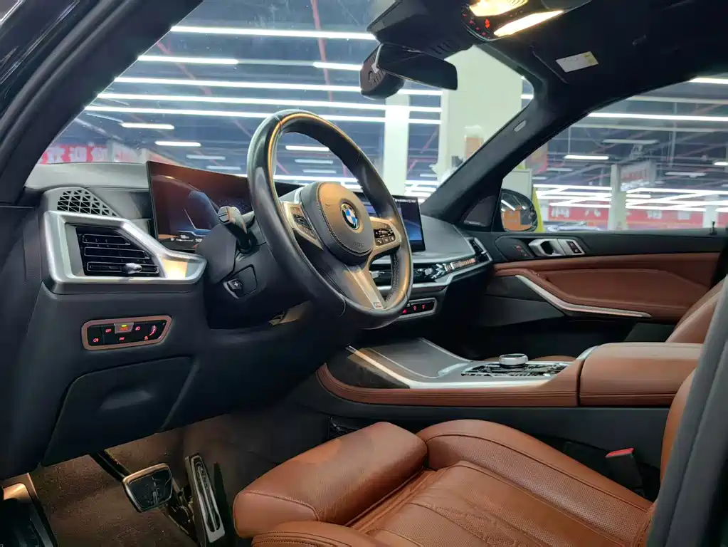 BMW BMW X7 xDrive40i M Sport Package Premium 2022 - thumbnail 6
