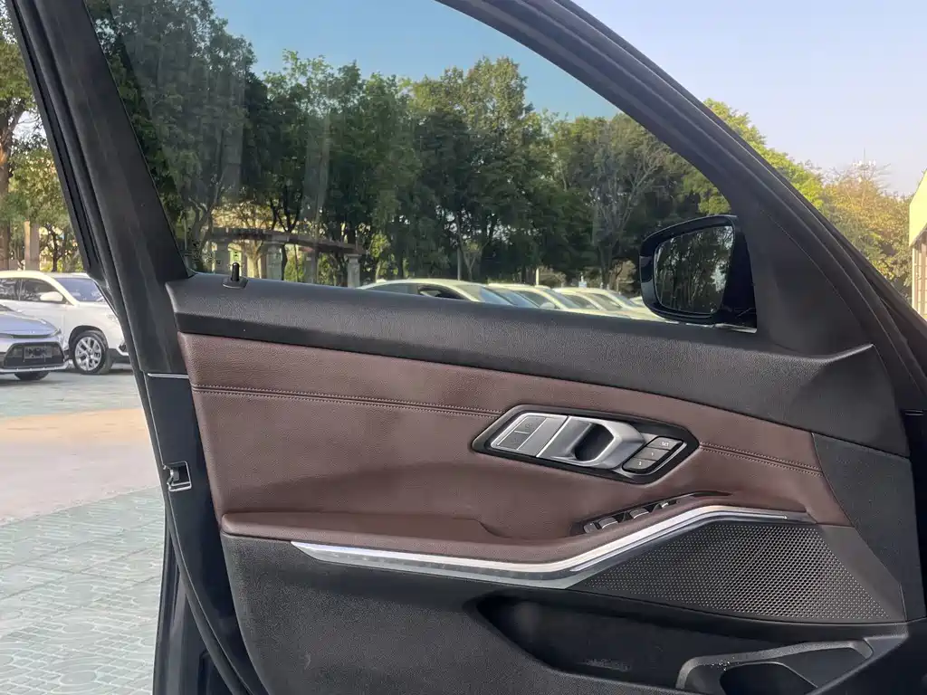 BMW BMW 3 Series 2022 320Li M Sport Package 2022 - thumbnail 13