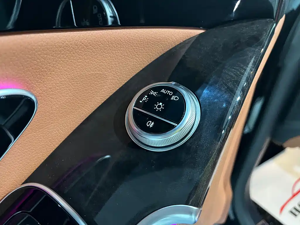 Mercedes-Benz Maybach S-Class 2021 S 480 4MATIC 2022 - thumbnail 8