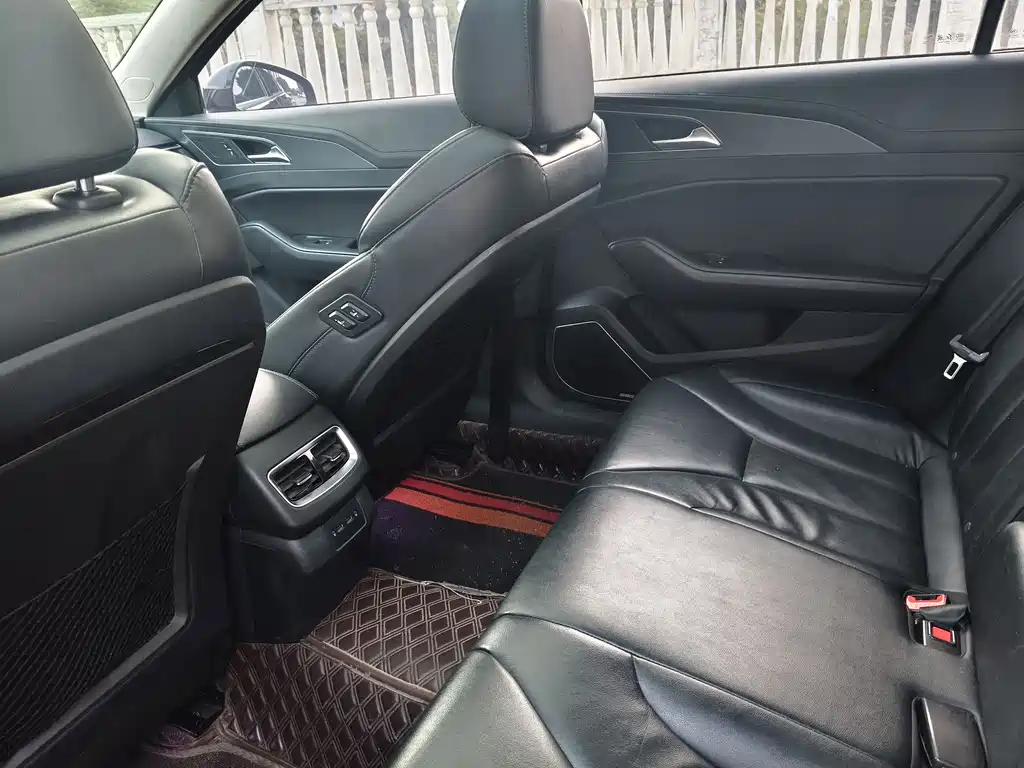 Hongqi Hongqi H5 2022 Classic 1.8T Automatic Smart Connectivity Flag Enjoyment Edition 2021 - thumbnail 17