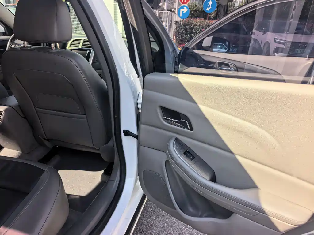 Chevrolet Malibu 2013 2.0L Automatic Luxury Edition 2013 - thumbnail 8