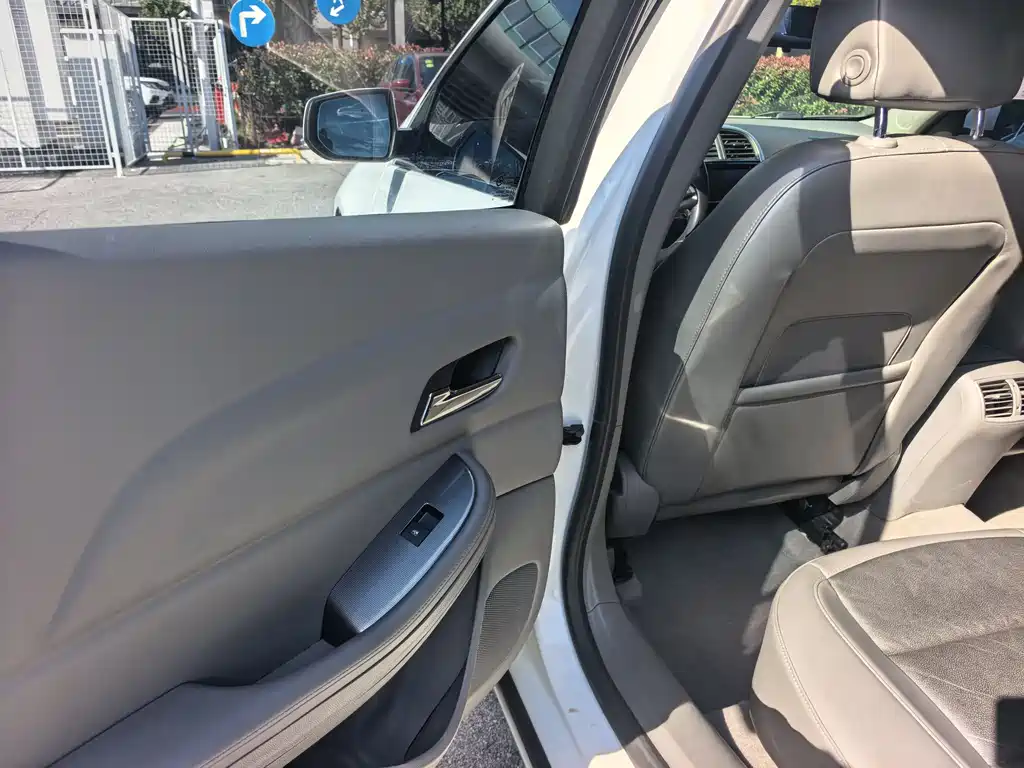 Chevrolet Malibu 2013 2.0L Automatic Luxury Edition 2013 - thumbnail 16