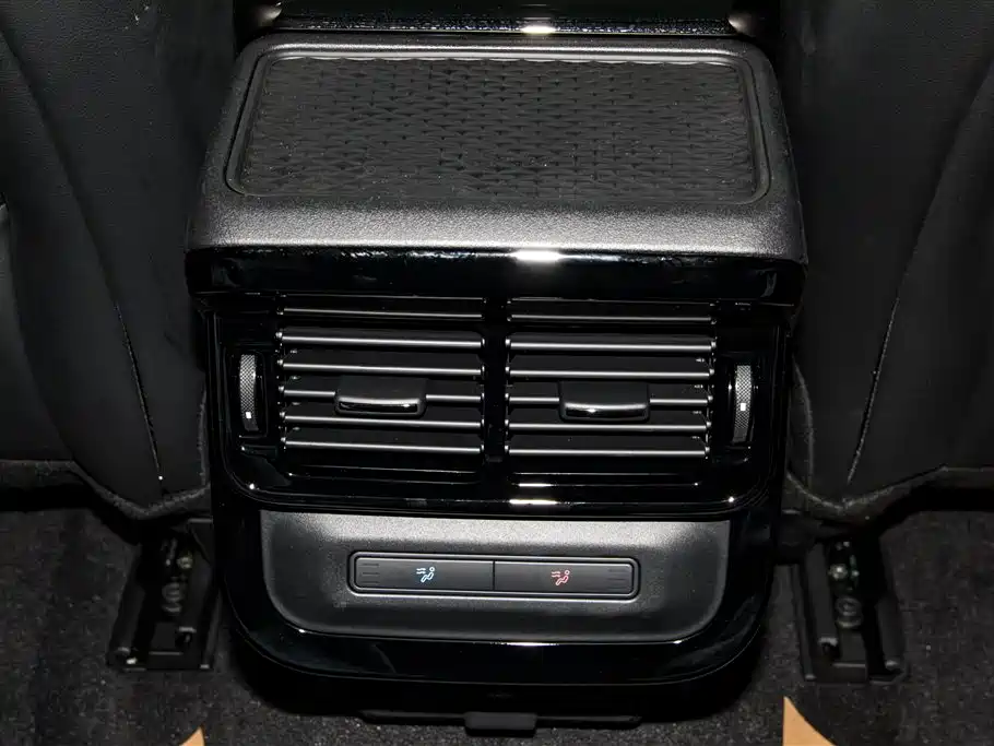 Land Rover Range Rover Evoque 2024 Range Rover Evoque L SE Prestige Light Edition 2025 - thumbnail 25