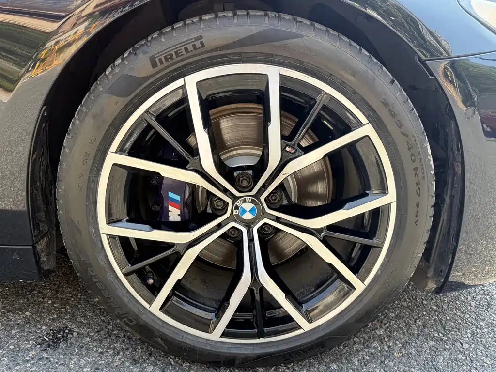 BMW BMW 5 Series 2022 530Li Luxury M Sport Package 2022 - thumbnail 18