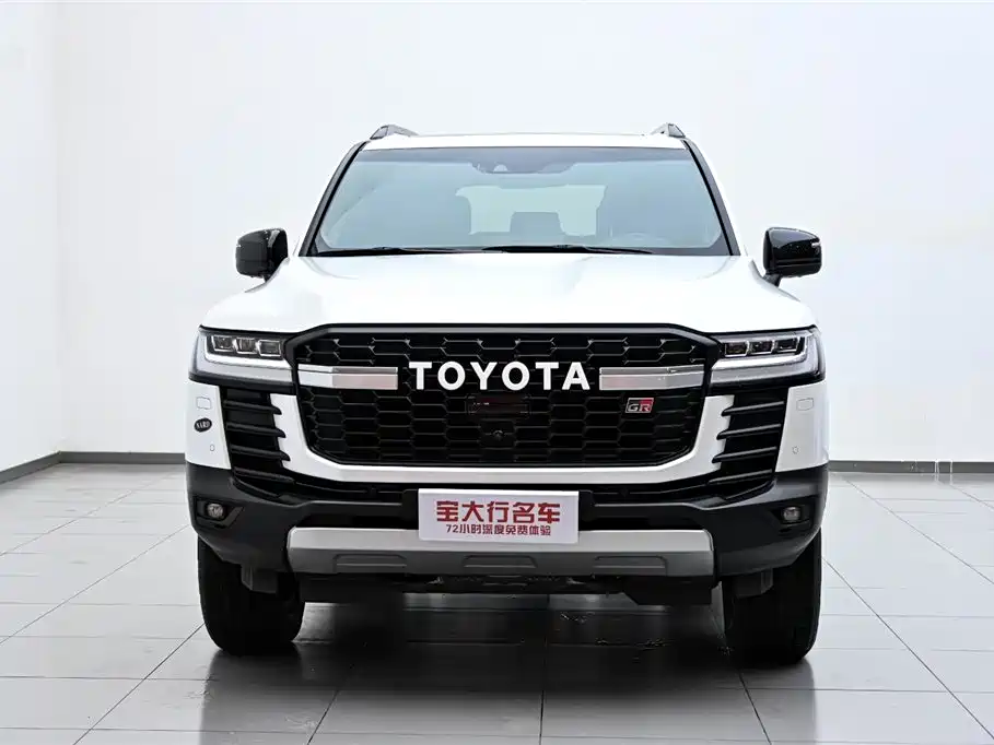 Toyota Land Cruiser (Imported) 2023 Model 3.5T GR-Sport 2024 - thumbnail 3