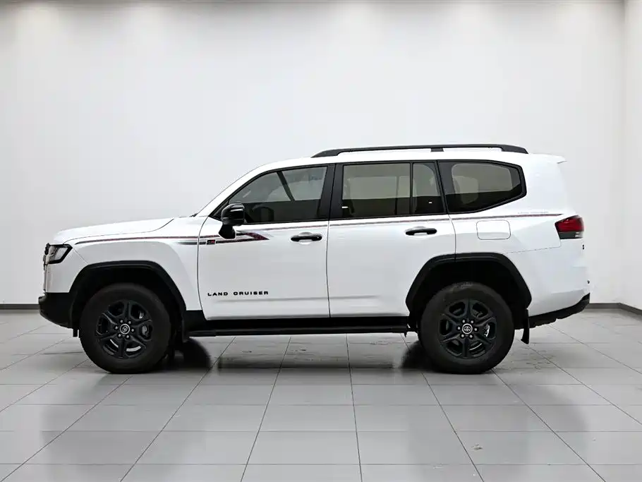 Toyota Land Cruiser (Imported) 2023 Model 3.5T GR-Sport 2024 - thumbnail 5
