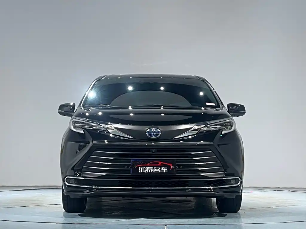 Toyota Toyota Sienna 2021 2.5L Hybrid LE 2022 - thumbnail 3