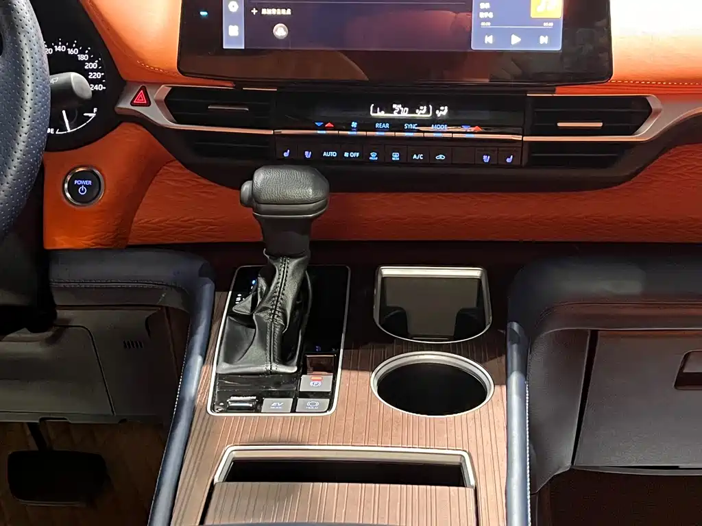 Toyota Toyota Sienna 2021 2.5L Hybrid LE 2022 - thumbnail 17