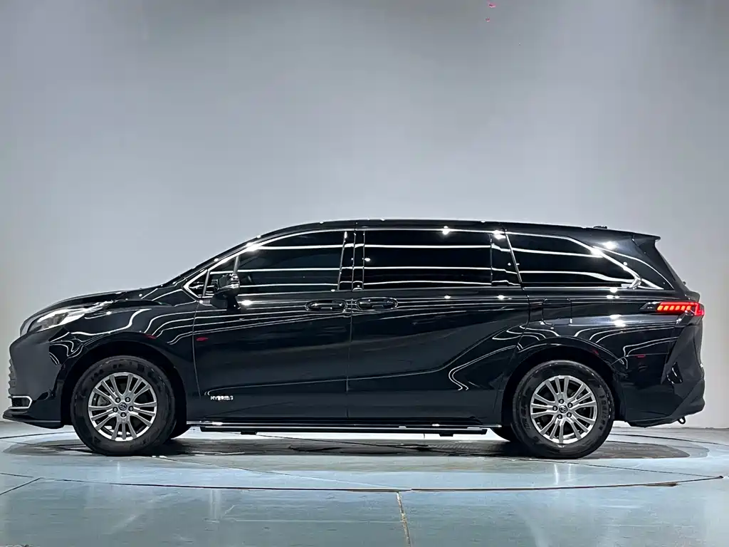 Toyota Toyota Sienna 2021 2.5L Hybrid LE 2022 - thumbnail 23