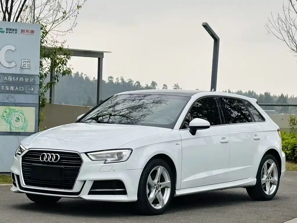 Audi Audi A3 2018 30th Anniversary Edition Sportback 35 TFSI Fashion Model 2018