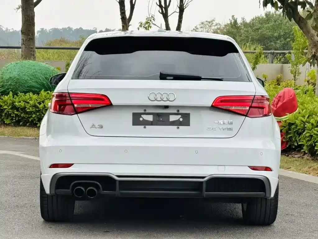Audi Audi A3 2018 30th Anniversary Edition Sportback 35 TFSI Fashion Model 2018 - thumbnail 4
