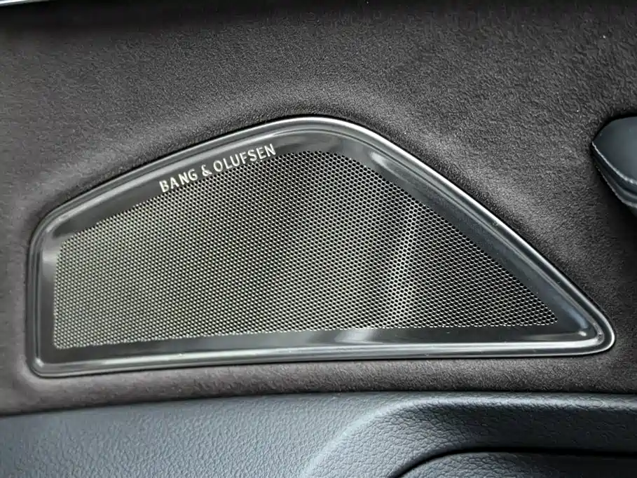 Audi Audi A8 2023 A8L 50 TFSI quattro Premium Selection 2023 - thumbnail 28